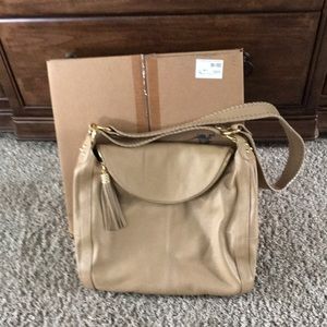 On a Ehrlich. Saddle leather shoulder bag